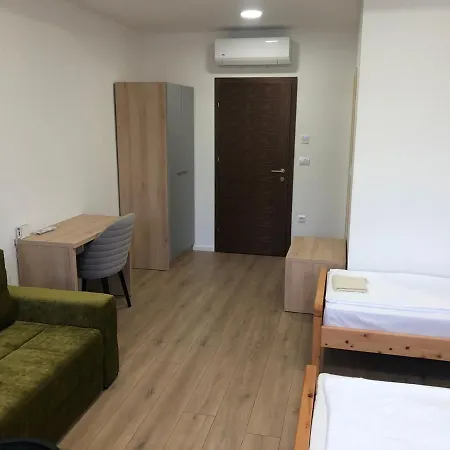 River Apartahotel 3*