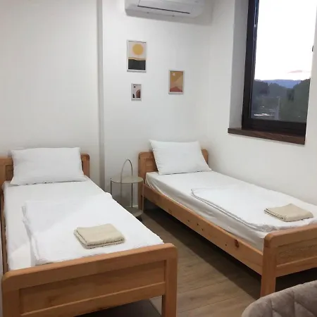 River Apartahotel 3*