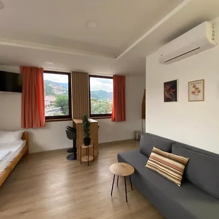 River Aparthotel